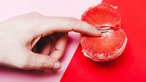 Richtig Fingern: Diese 13 Tipps bringen jede Frau zum Höhepunkt - Foto: iStock/Alexmia