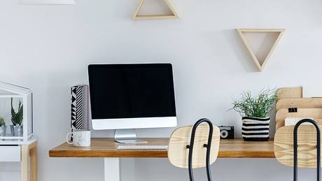 Homeoffice: Alles, was du für deinen perfekten Workspace brauchst - Foto: iStock/KatarzynaBialasiewicz