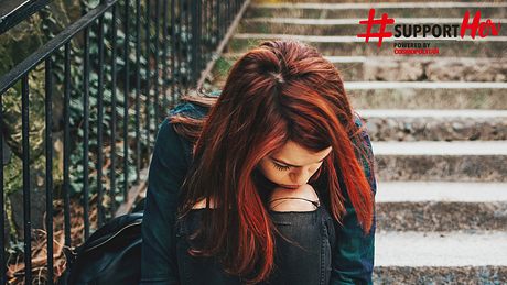 Gewalt gegen Frauen: Der Frauenhass muss gesehen werden! - Foto: iStock, Logo: Cosmopolitan.de