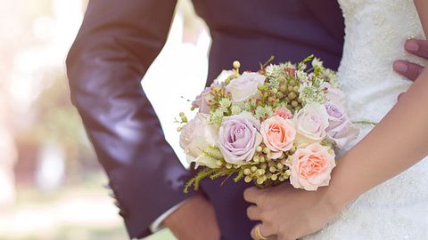 Heirats-Horoskop: Dein Sternzeichen verrät, __wann__ du heiraten wirst! - Foto: iStock