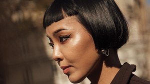Micro Bob: Streetstyle Frau mit kurzen Haaren - Foto: Launchmetrics Spotlight