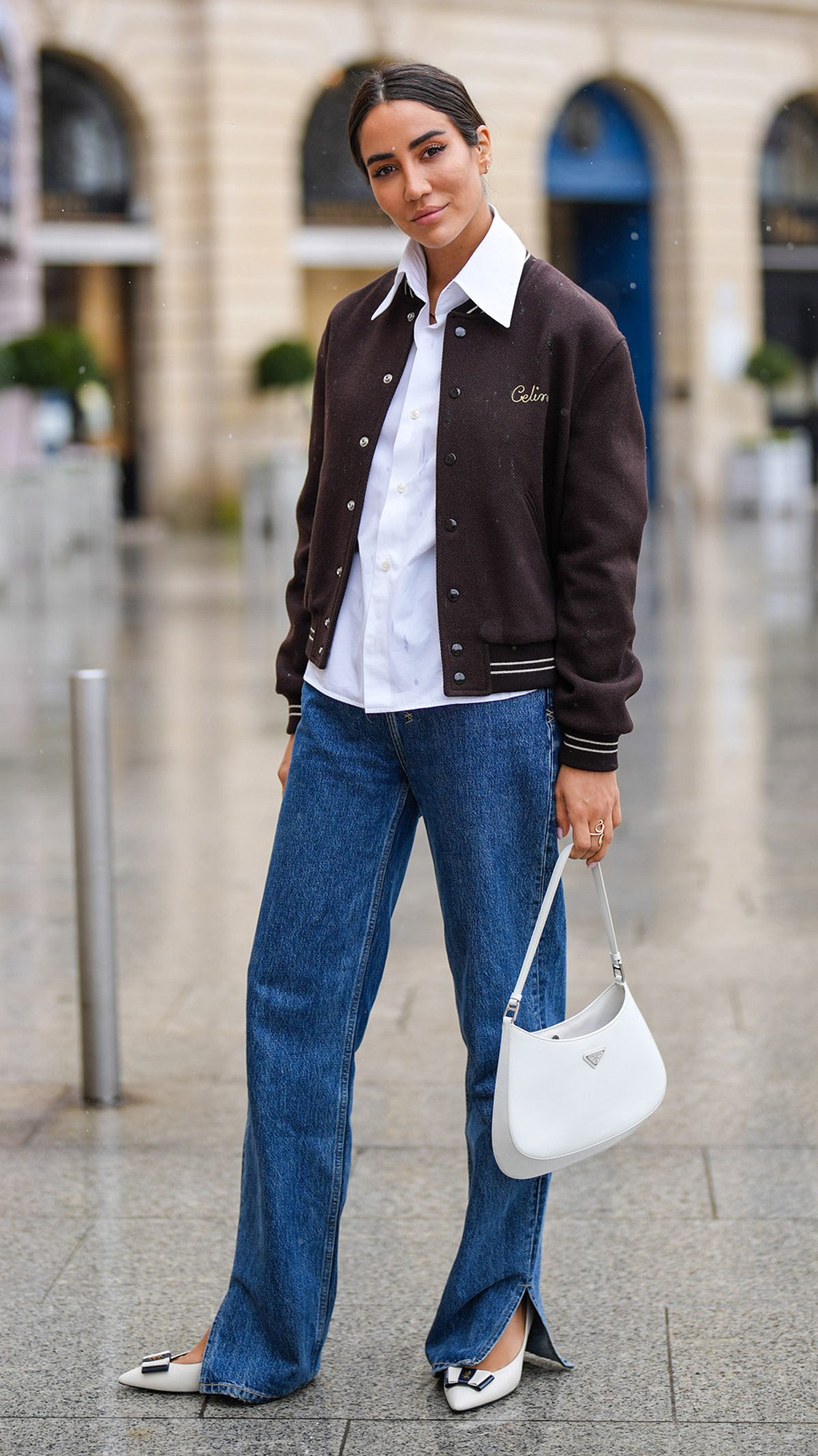 Streetstyle mit Slit Jeans Streetstyle mit Slit Jeans
