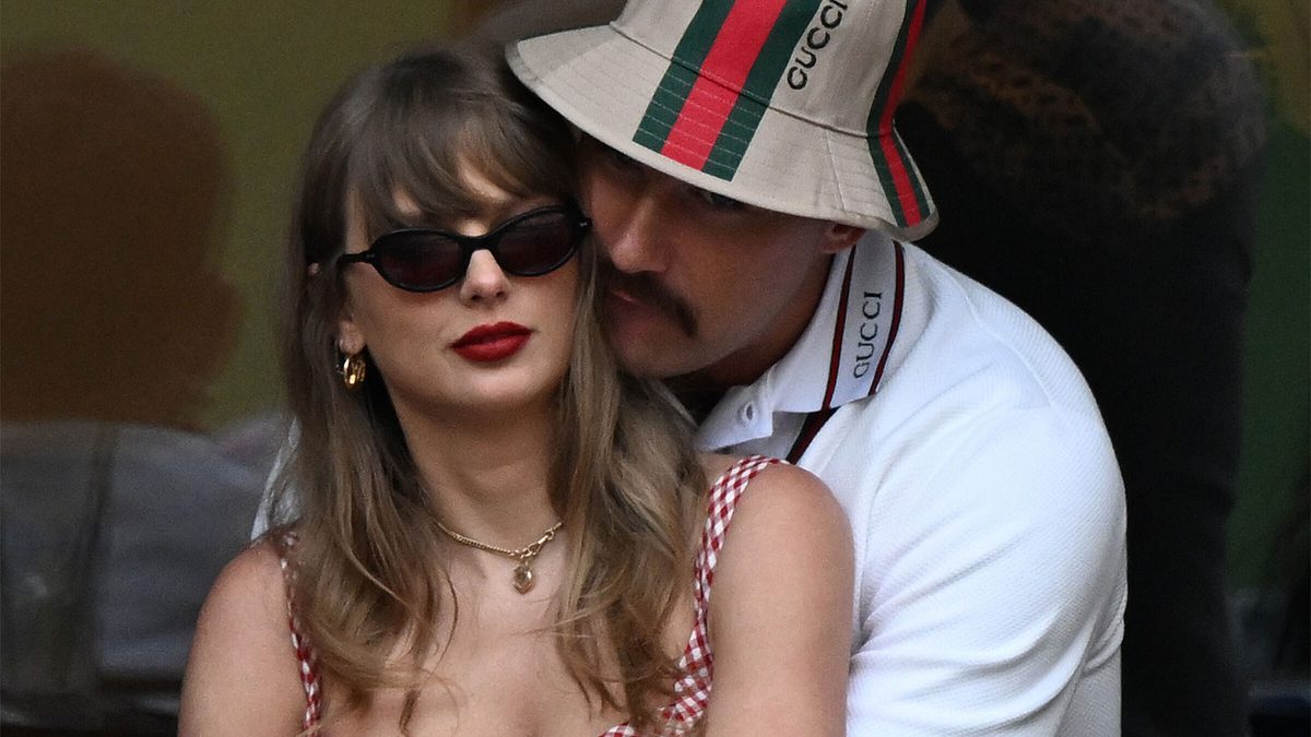 Taylor Swift & Travis Kelce